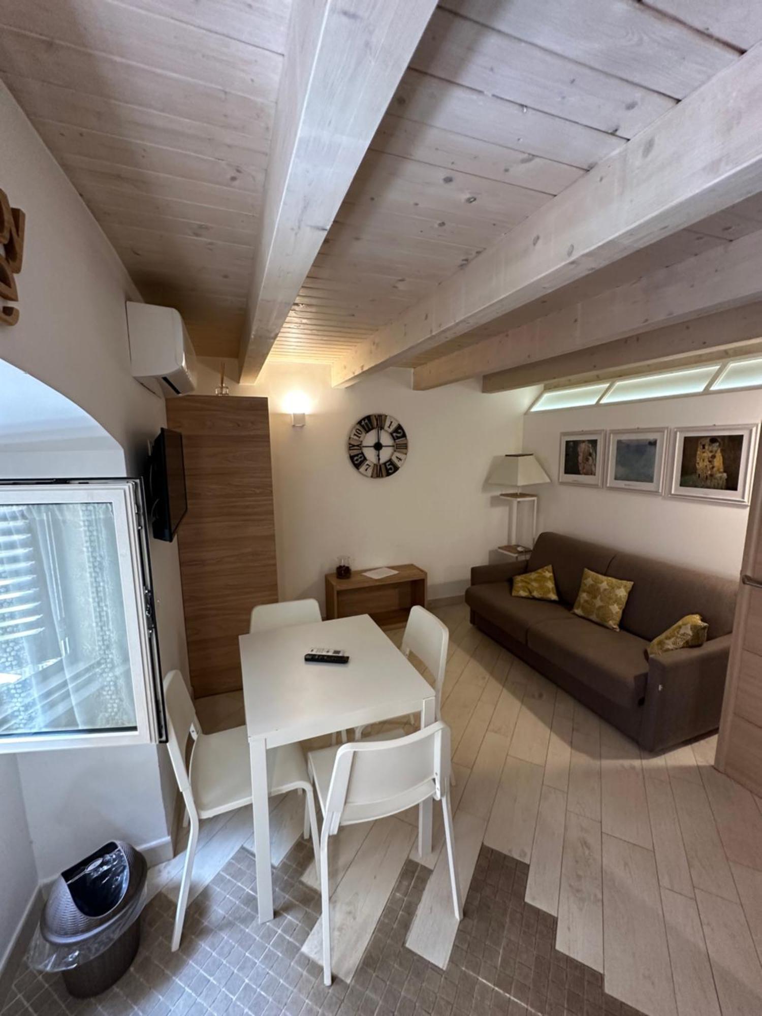More Apartments Il Ferrarese2 巴里 外观 照片